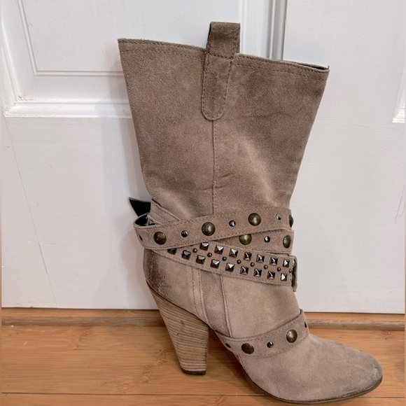 NWOB hand crafted Italian heeled boots - Picture 4 of 9